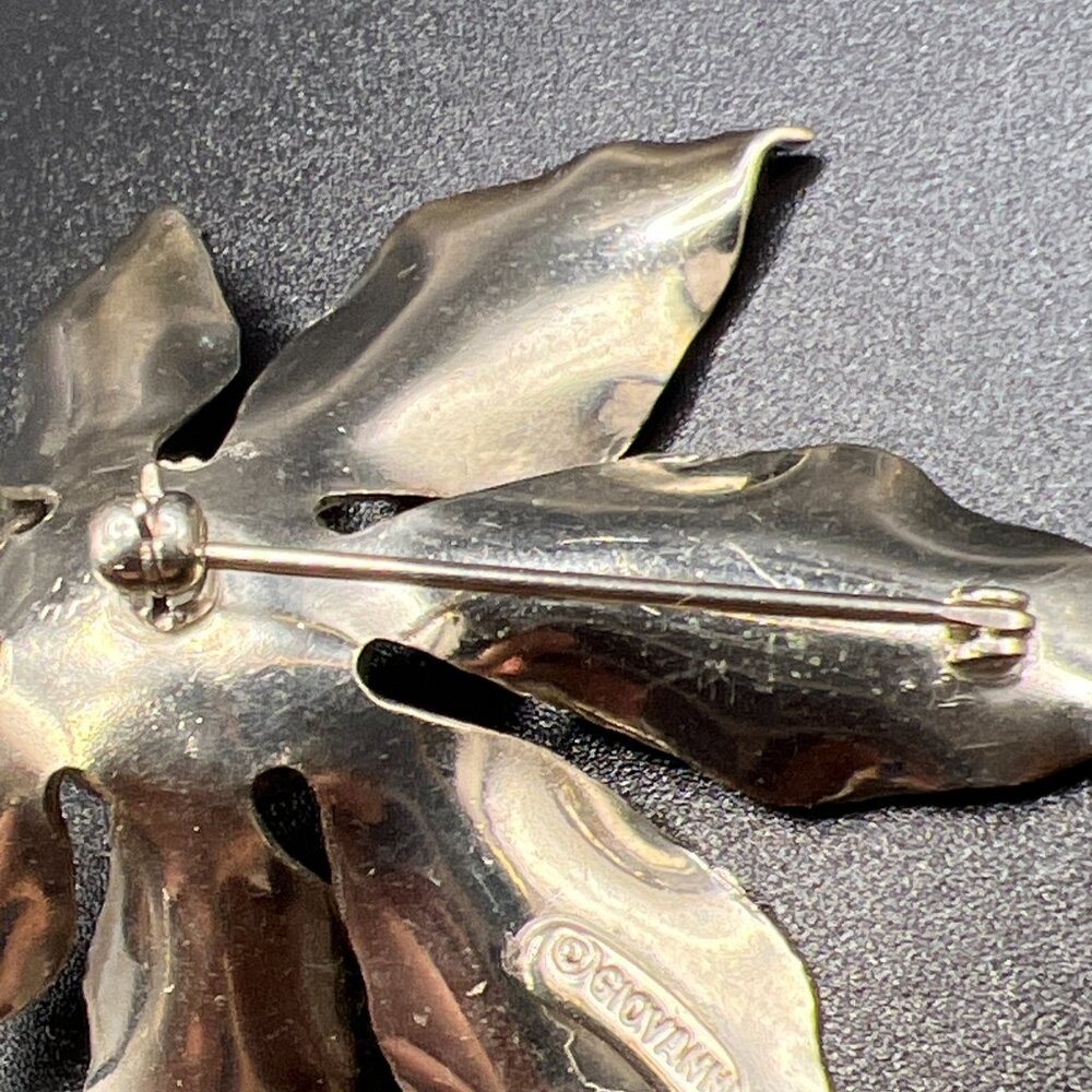 Vintage Giovanni Poinsettia Flower Silver  tone Brooch Pin - Picture 7 of 10